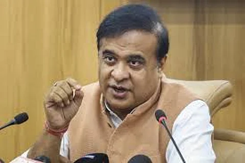 Assam: CM Sarma Urges Industrialists to Avoid Hiring Illegal Migrants, Focus on Investment Initiatives