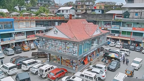 Arunachal: Masked Assailants Vandalize Watch Store in Itanagar, Police Launch Manhunt