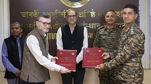 Indian Army Signs MoU With IIT Guwahati