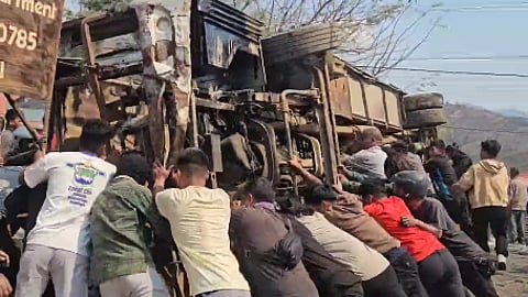 Manipur: Fresh Violence Erupts as Kuki Women Attack Resumed Bus Service