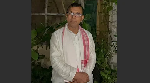 writer Ismail Hussain