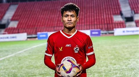 NorthEast United FC Signs Striker Lalrinzuala Lalbiaknia