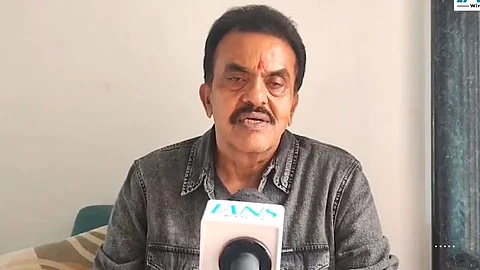 Shiv Sena slams RJD-Congress