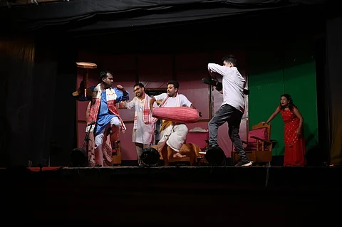 Assamese play ‘Mon Toy Na-Kandibi’ staged in Hojai