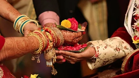 “Married” Four Times, But Still No Bride: Man Duped in Elaborate Neighbourhood Scam