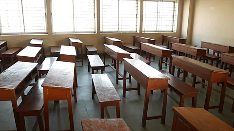 Dolgoma HS School