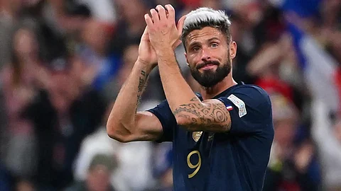 Olivier Giroud becomes oldest Ligue 1 goalscorer
