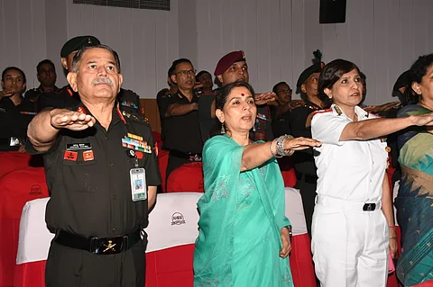 Assam: COAS and AWWA President pledge organ donation to inspire troops