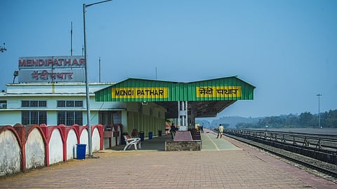 rail connectivity