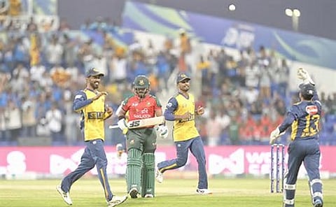 Sri Lanka Thrash Bangladesh