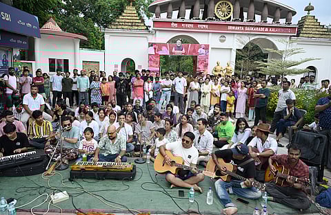 Guwahati: Tributes from icons pour in as nation grieves demise of Zubeen Garg