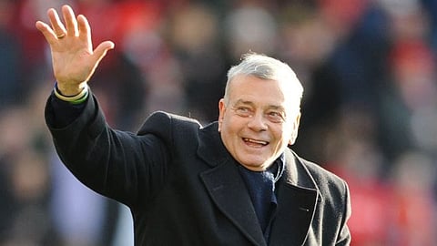 Umpiring great Dickie Bird passes away at 92