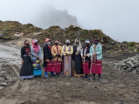Image of Tibetan women's