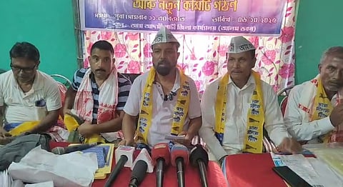 Image of AAP holding meeting