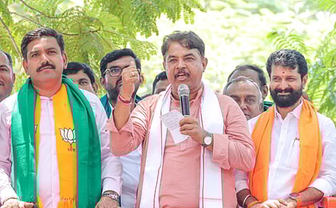 ‘RSS can face hundreds of Siddaramaiahs, Kharges’: BJP