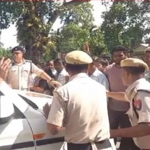 Image of the Raja Mayong villagers while stopping the convoy of Minister Chandra Mohan Patowary