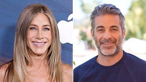Jennifer Aniston goes Instagram official with boyfriend Jim Curtis