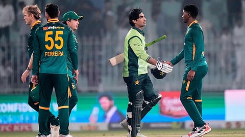 One-Day Internationals: Pakistan beat South Africa by two wickets in last-over thriller