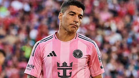 Luis Suarez suspended for kicking Nashville defender in playoff game