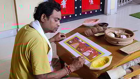 Manuscript painting created by Sujit Das presented to Nirmala Sitharaman