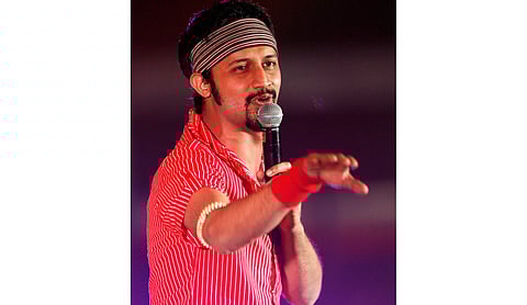 Bangladesh blocks Pakistani singer Atif Aslam’s concert during Victory Month