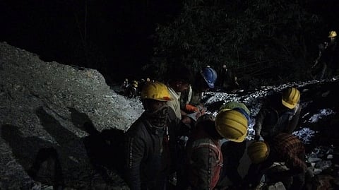 Two die as car plunges into gorge on NH-10 in Kalimpong