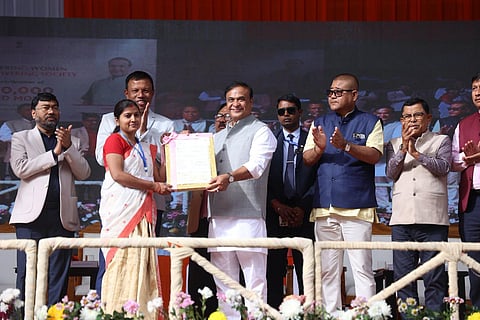 Assam Chief Minister Himanta Biswa Sarma, while distributing the MMUA cheques to the women entrepreneurs from the grassroots