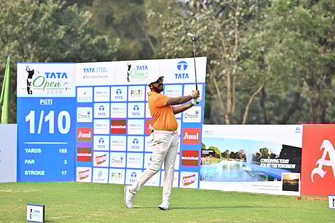 Tata Open: Yuvraj moves to top with a sizzling 64 in Round Two