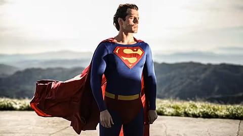 Zack Snyder shares Henry Cavill’s test photos in “original superman suit”