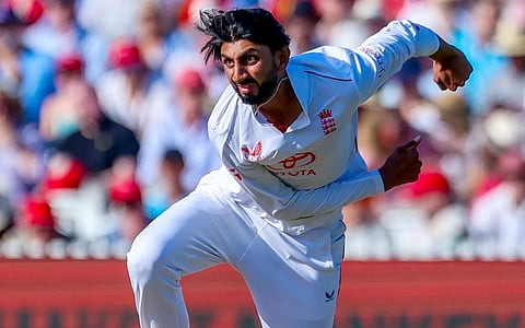 Shoaib Bashir and Matthew Potts Join England Squad for Sydney Test