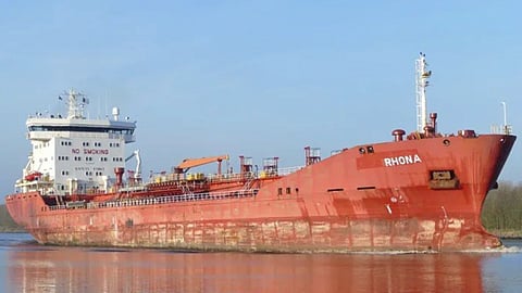 MT Valiant Roar in Iran