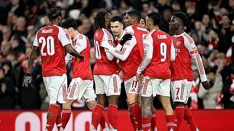 Arsenal on fast track into FA Cup last 16