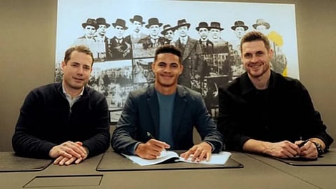 Borussia Dortmund secure Brazilian teenager Prates on long-term deal