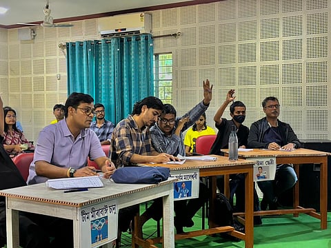 Guwahati Team Triumphs at Sualkuchi's Women Athletes Quiz on International Women's Day