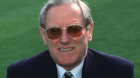 MJK Smith Dies