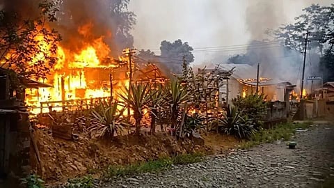 Two Dead and Homes Torched as Fresh Violence Erupts in Manipur’s Kamjong