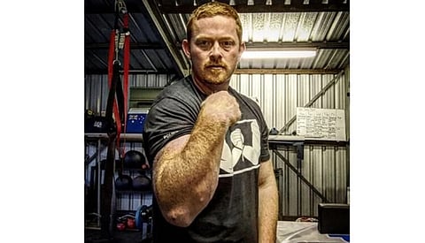Australian arm wrestler