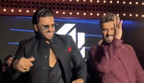 Bollywood Wedding: Arjun Kapoor and Ranveer Singh Reunite on Dance Floor at Anshula Kapoor’s Wedding Reception