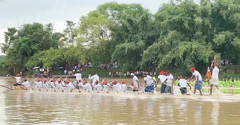 A traditional boat race