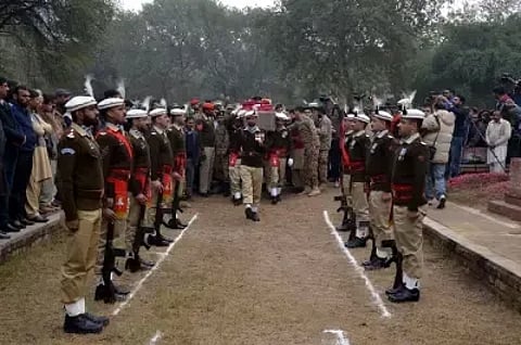 Pak army