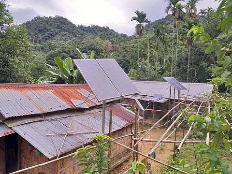 Model Solar Village