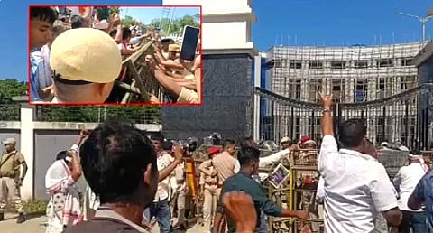 Local Residents Stage Unique Cultural Demonstrations, Warn of Escalated Agitation Over Feared Office Relocation