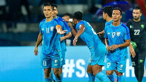 भारतीय सीनियर पुरुष टीम अफगानिस्तान के खिलाफ विश्व कप क्वालीफायर खेलने के लिए सऊदी अरब रवाना हो गई