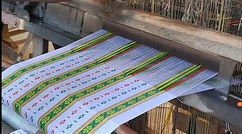 त्रिपुरा समाचार:
त्रिपुरा: तारानगर के लोगों के लिए पारंपरिक स्वदेशी पोशाक आय का प्राथमिक स्रोत है