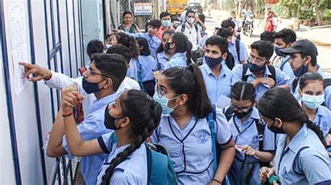 आईसीएसई परिणाम जारी: 10वीं और 12वीं कक्षा में लड़कियों ने लड़कों से बाजी मारी