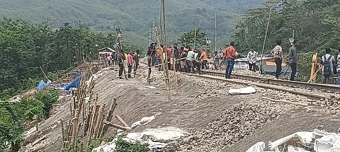 असम: लमडिंग और बदरपुर के बीच ट्रेन सेवाएं अभी तक बहाल नहीं की गई हैं