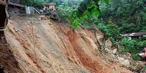 अरुणाचल प्रदेश के कई जिलों में बारिश के कारण भूस्खलन हुआ