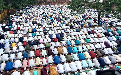 असम: ईद-उल-जुहा का त्यौहार नमाज और जश्न के साथ मनाया गया
