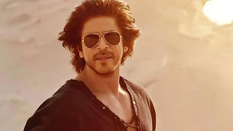 शाहरुख खान दुनिया के 10वें सबसे आकर्षक अभिनेता हैं