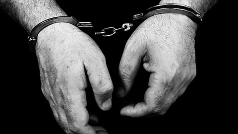 त्रिपुरा: पुलिस ने ड्रग डीलर को गिरफ्तार किया, याबा टैबलेट और मारिजुआना जब्त किया
